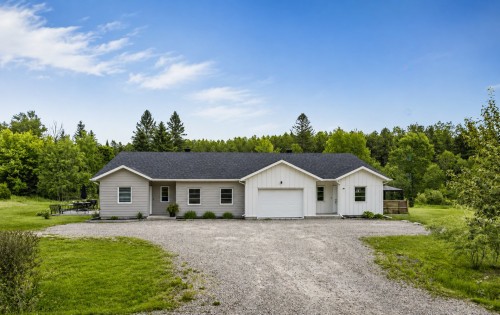 Front of Structure - 39  - 41 Rue De La Matawinie, Saint-Jean-De-Matha, QC 