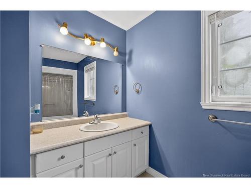 91 Maclean Crt, Fredericton, NB 
