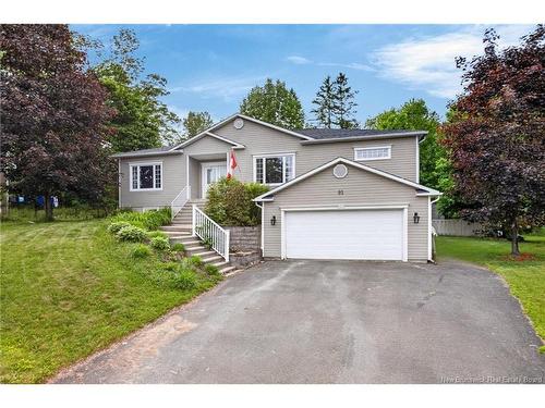 91 Maclean Crt, Fredericton, NB 