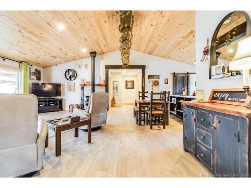 31 Hawkshaw Rd, Hawkshaw, NB 