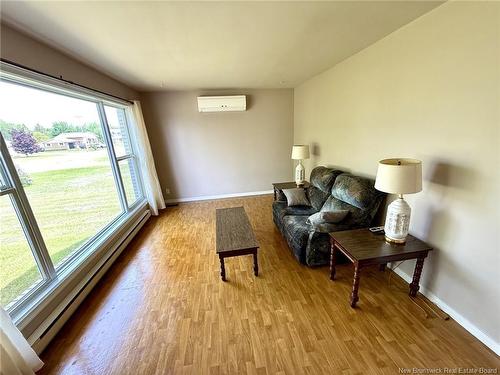 1530 Rue Chatillon, Maisonnette, NB 