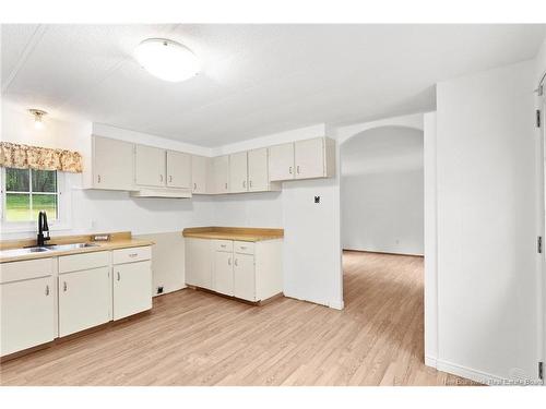99 Lake Dr, Minto, NB 