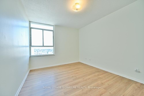 1015-2550 Pharmacy Avenue, Toronto, ON - Indoor Photo Showing Other Room