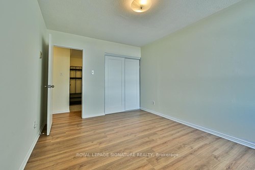 1015-2550 Pharmacy Avenue, Toronto, ON - Indoor Photo Showing Other Room