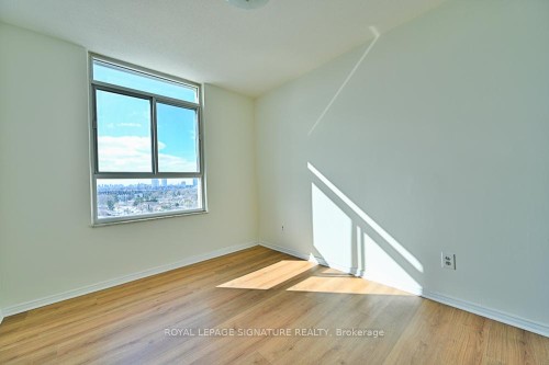1015-2550 Pharmacy Avenue, Toronto, ON - Indoor Photo Showing Other Room