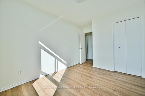 1015-2550 Pharmacy Avenue, Toronto, ON - Indoor Photo Showing Other Room