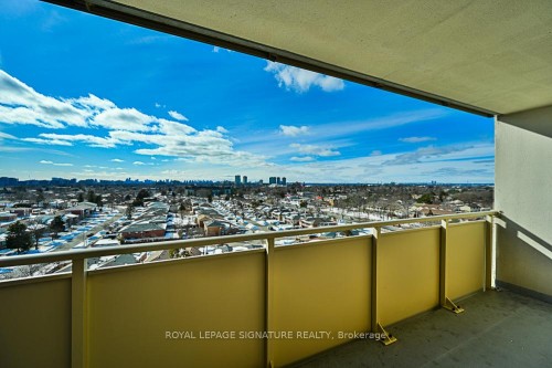 1015-2550 Pharmacy Avenue, Toronto, ON - Outdoor With View
