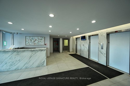 1015-2550 Pharmacy Avenue, Toronto, ON - Indoor Photo Showing Other Room