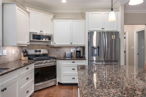 3936 Creekside Dr, Bowser, BC 
