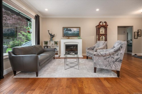 3936 Creekside Dr, Bowser, BC 