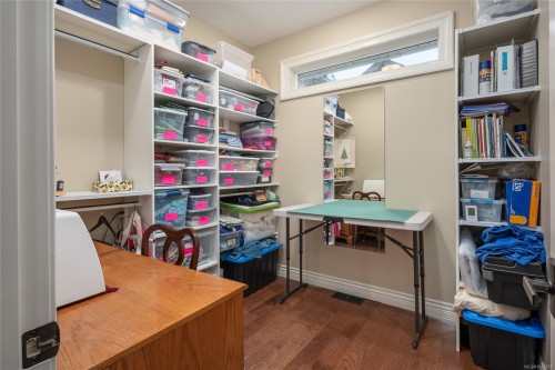 3936 Creekside Dr, Bowser, BC 