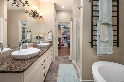 3936 Creekside Dr, Bowser, BC 