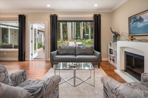 3936 Creekside Dr, Bowser, BC 