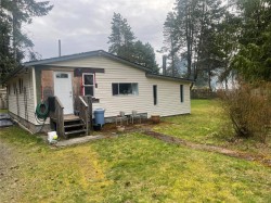 247 Huson Rd Qualicum Beach, BC V9K 2A2