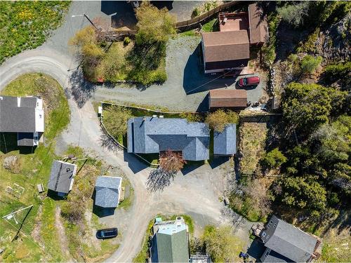 9 Loop Road, Happy Adventure, NL 