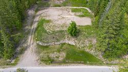 7503 Estate Drive  Anglemont, BC V0E 1M8