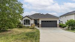 2805 Doucette Drive West Kelowna, BC V4T 2S6