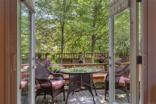 3962 Stan Wright Lane, Saanich, BC 