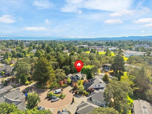 3962 Stan Wright Lane, Saanich, BC 
