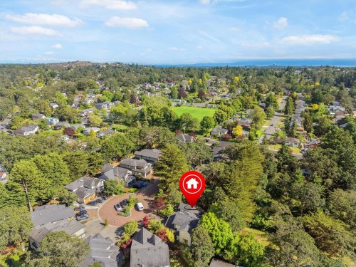 3962 Stan Wright Lane, Saanich, BC 