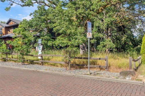 3962 Stan Wright Lane, Saanich, BC 