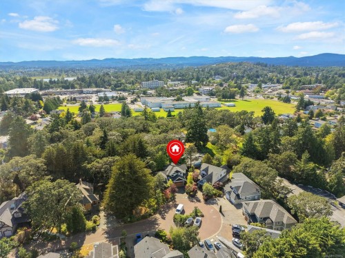 3962 Stan Wright Lane, Saanich, BC 