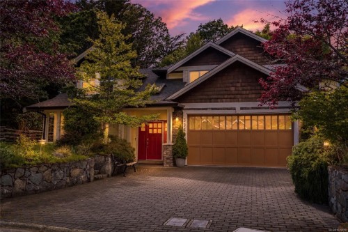 3962 Stan Wright Lane, Saanich, BC 