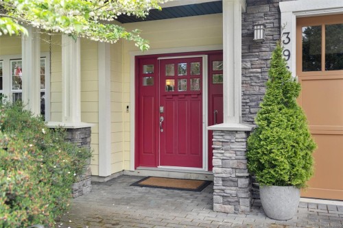3962 Stan Wright Lane, Saanich, BC 