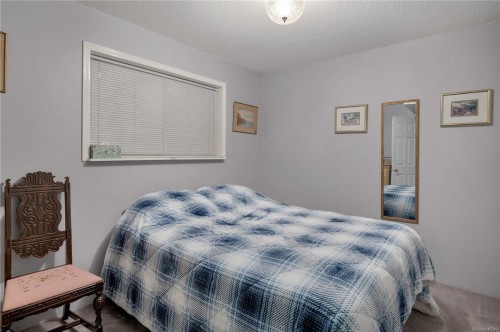 4040 York Rd, Campbell River, BC 