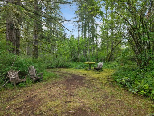 4040 York Rd, Campbell River, BC 