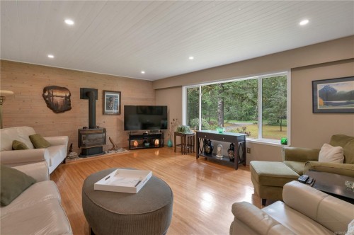 4040 York Rd, Campbell River, BC 