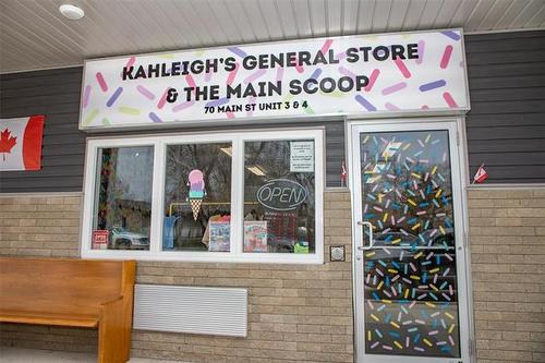 70 Main St, Riverton, MB 