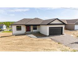 7 Geyssen CRT  Fredericton, NB E3G 0K8