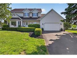 35 Frizzell Moncton, NB E1A 6Y5