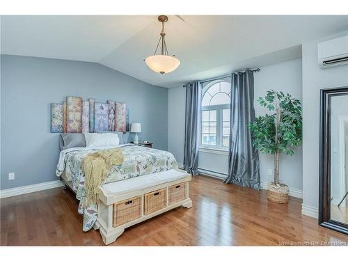 21 Naples, Moncton, NB 
