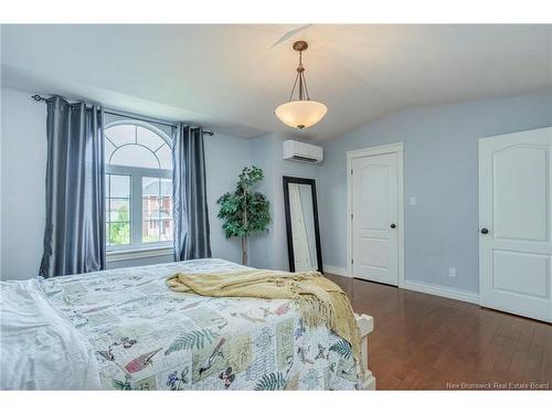 21 Naples, Moncton, NB 