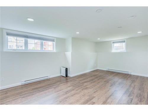 21 Naples, Moncton, NB 