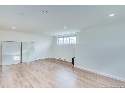 21 Naples, Moncton, NB 