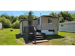 31 Young ST Hillsborough, NB E4H 3E9
