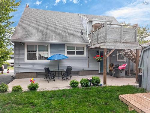 15 Hilltop Terrace, Dartmouth, NS 