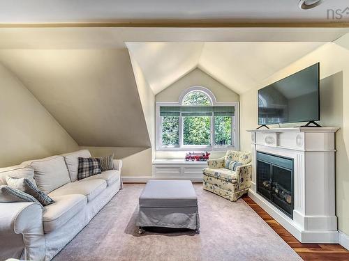 23 Falcon Place, Halifax, NS 