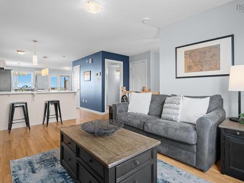 16 Mica Crescent, Halifax, NS 