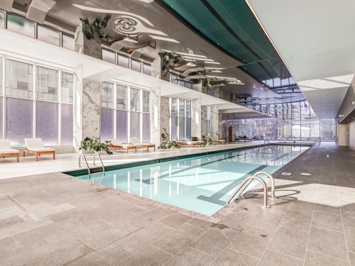 Piscine - 1907-2300 Rue Tupper, Montréal (Ville-Marie), QC 