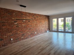 4-1462 Rue de la Visitation Montréal (Ville-Marie), QC H2L 3B8