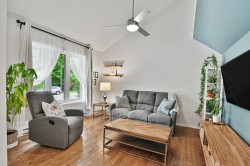 Salon - 