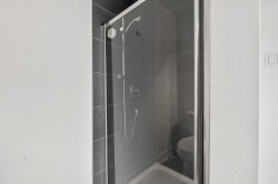 Salle de bains attenante à la CCP - 