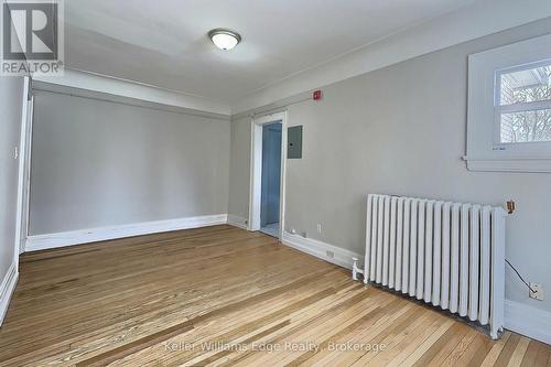 7 - 8 TISDALE STREET S , Hamilton (Landsdale), Ontario L8N 2V9 4