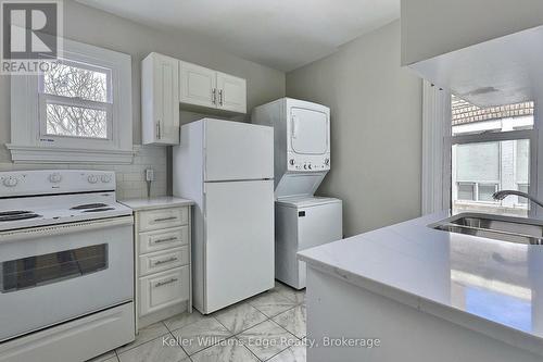 7 - 8 TISDALE STREET S , Hamilton (Landsdale), Ontario L8N 2V9 5