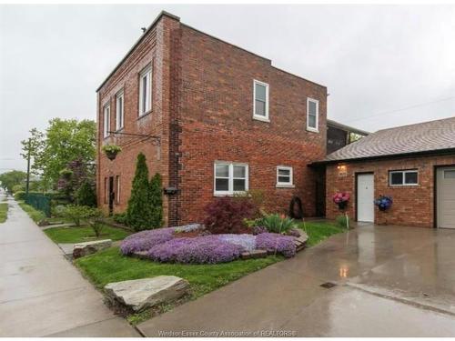 3-1679 Drouillard, Windsor, ON 