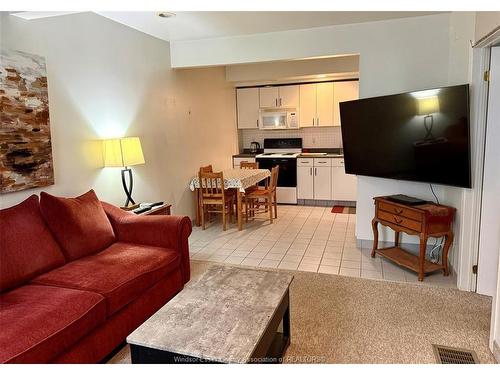 3-1679 Drouillard, Windsor, ON 